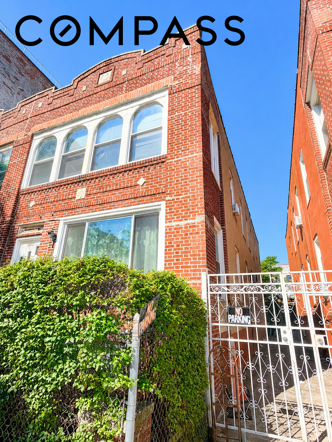 2052 Union Street