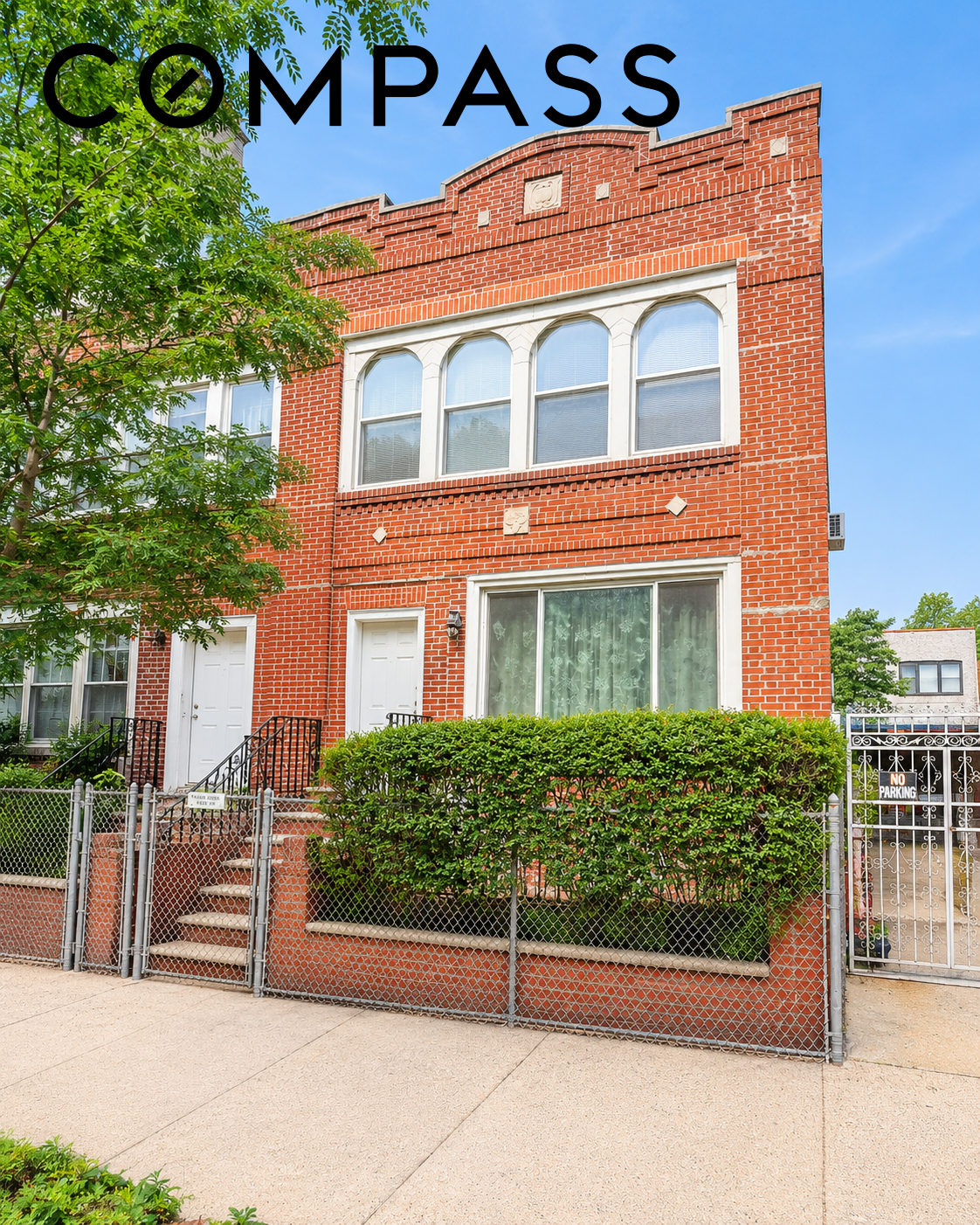 2052 Union Street