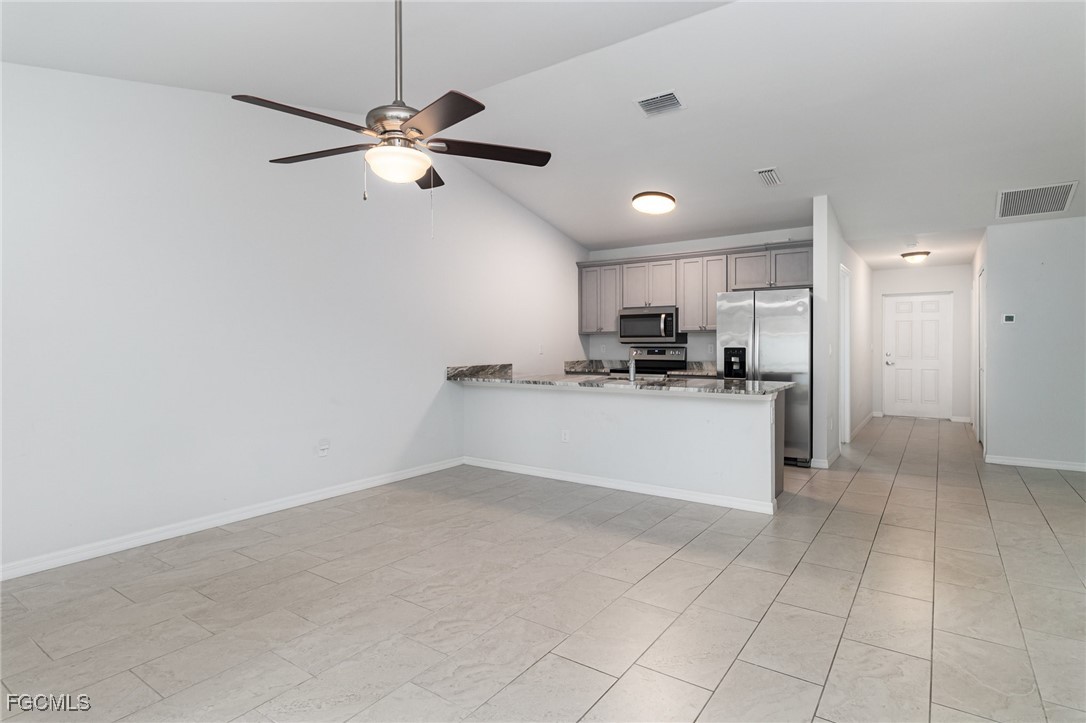 507/509 SW 8th PL