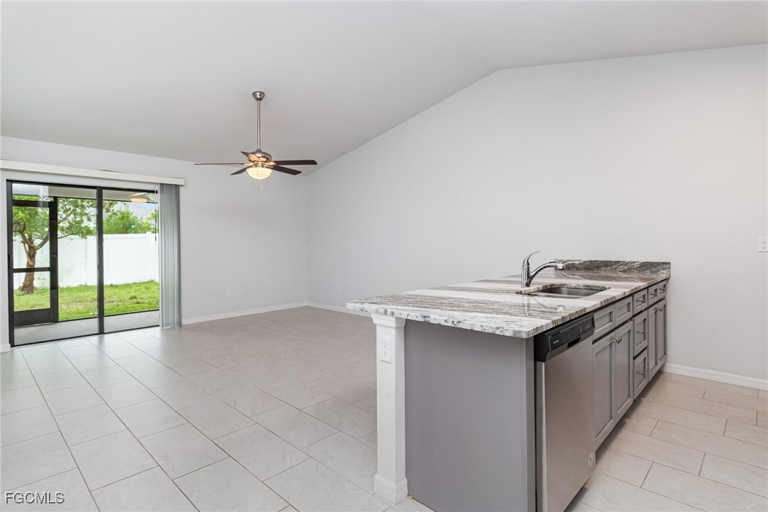 507/509 SW 8th PL