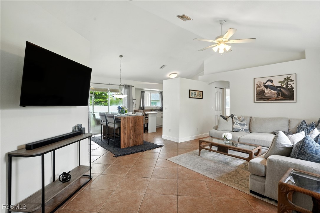 1125 SW 44th TER