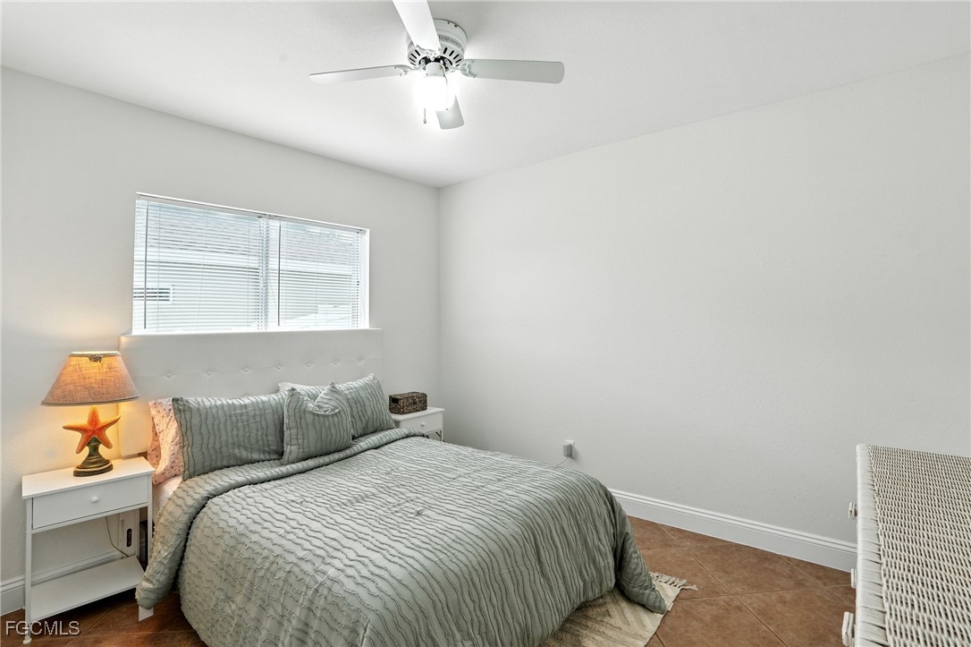 1125 SW 44th TER