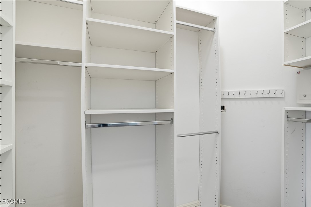 5957 Tarpon Gardens CIR 202