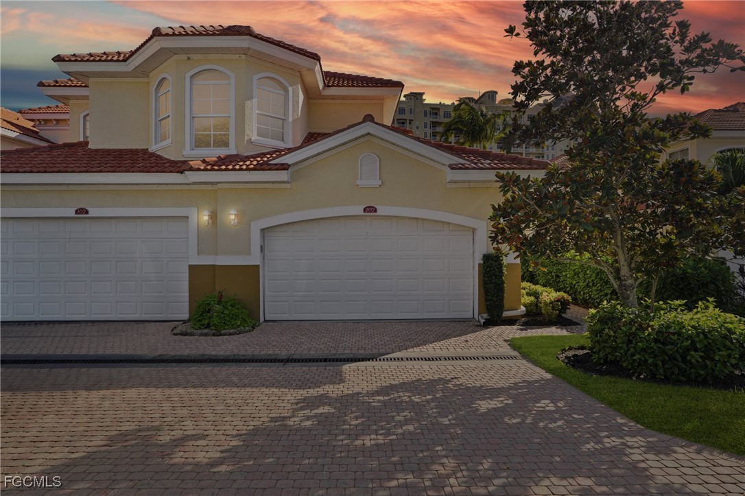 5957 Tarpon Gardens CIR 202