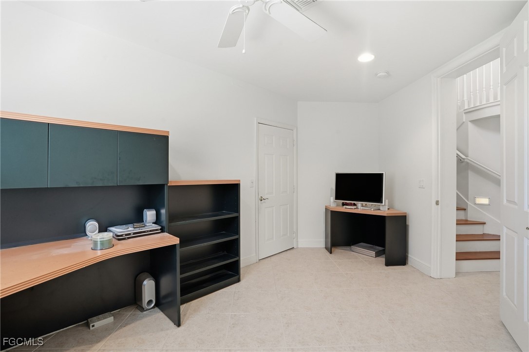 5957 Tarpon Gardens CIR 202