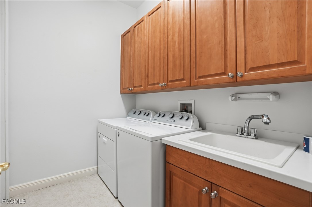 5957 Tarpon Gardens CIR 202