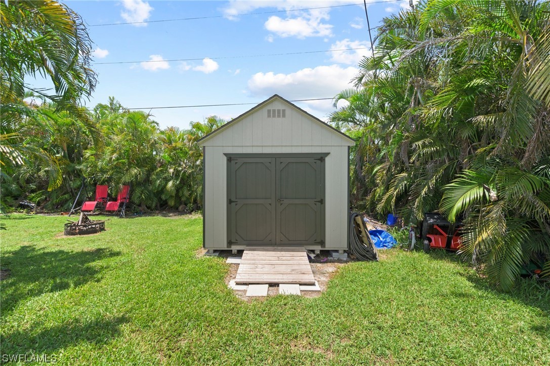 520 SW 21st Terrace