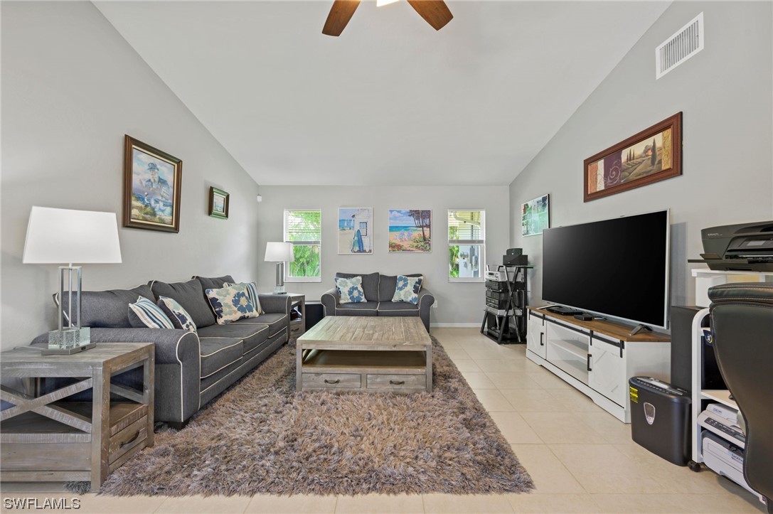 520 SW 21st Terrace