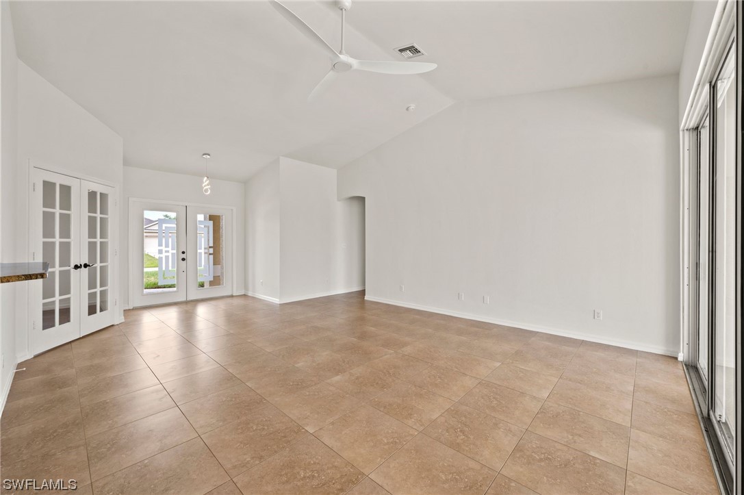 3127 SW 19th Place