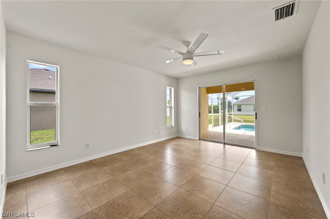 3127 SW 19th Place