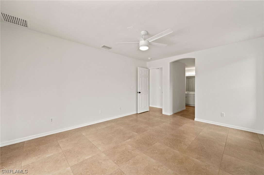 3127 SW 19th Place