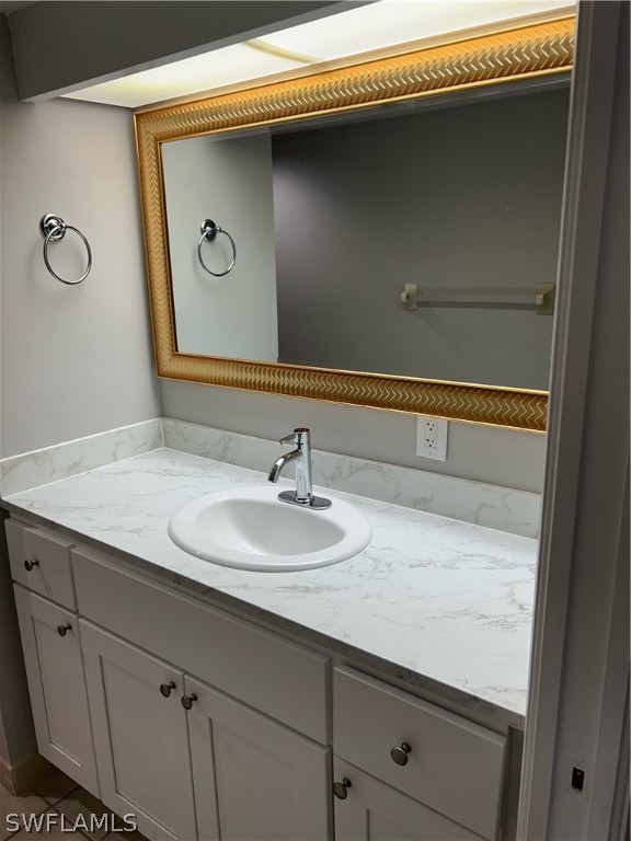 4703 SE 17th Place Unit: 401