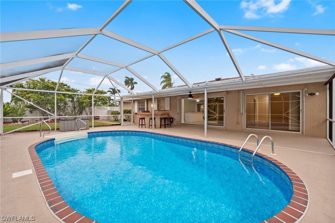 932 SW 52nd Street