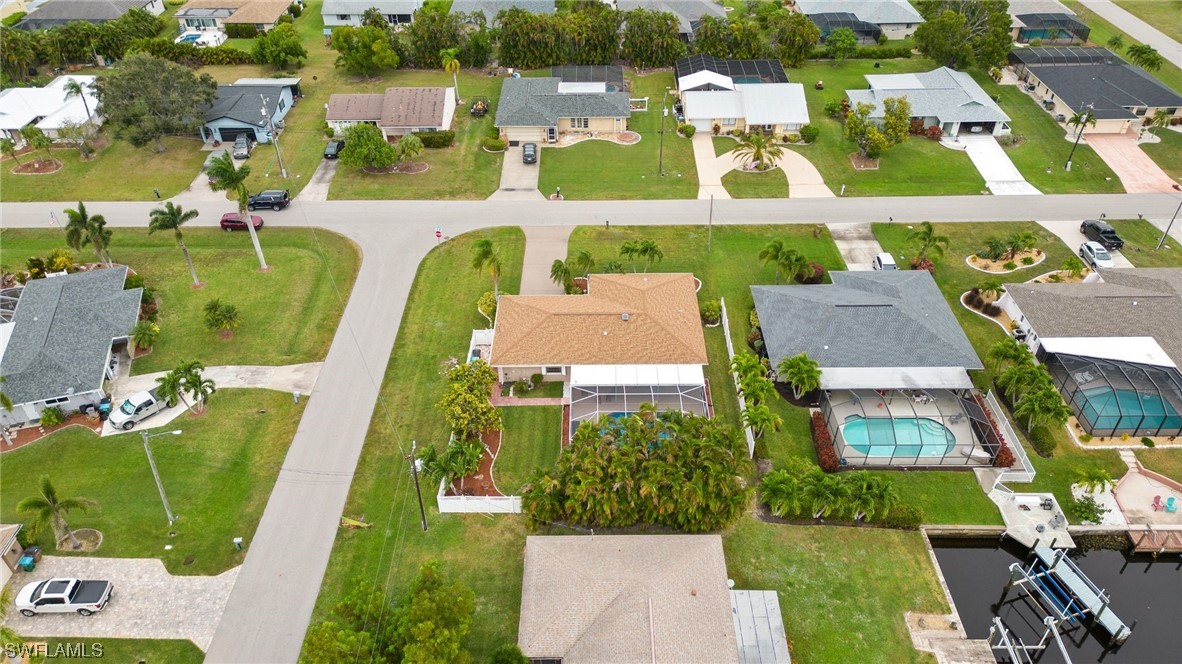 932 SW 52nd Street