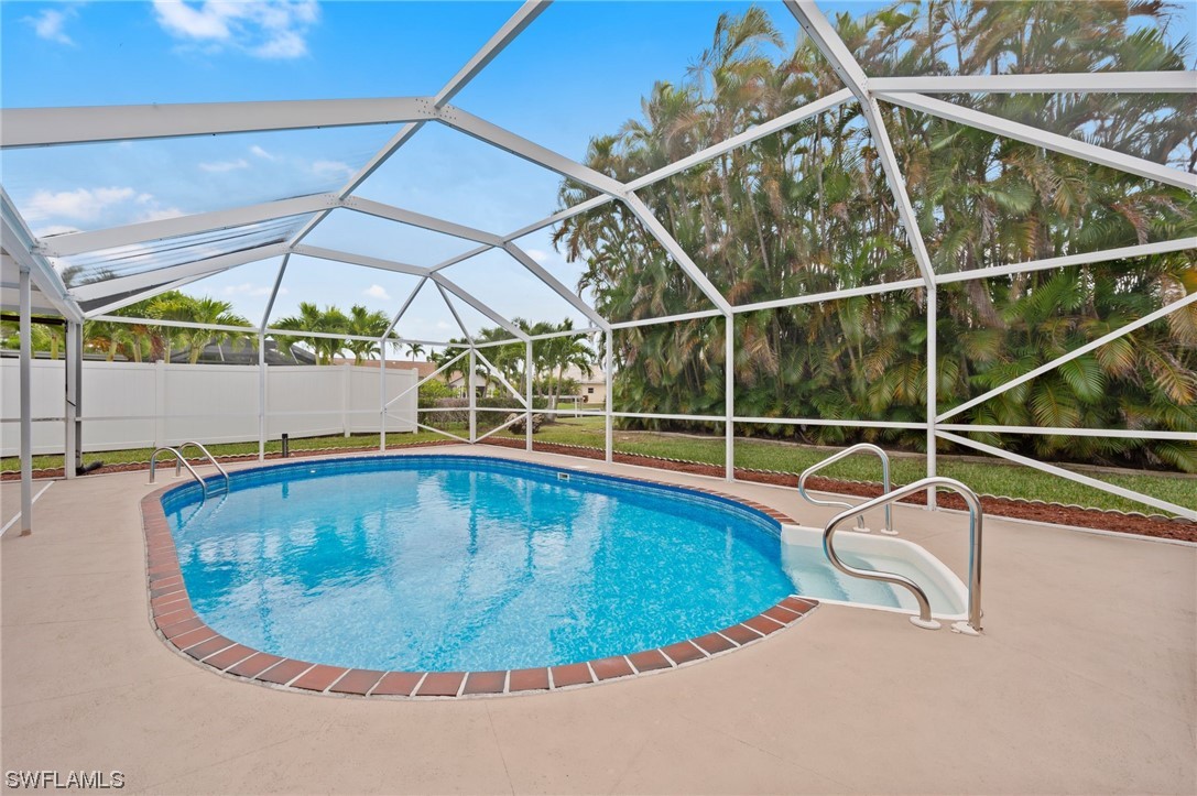 932 SW 52nd Street