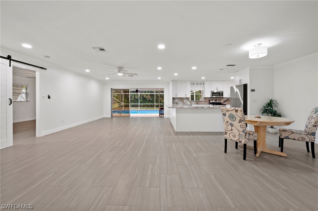932 SW 52nd Street