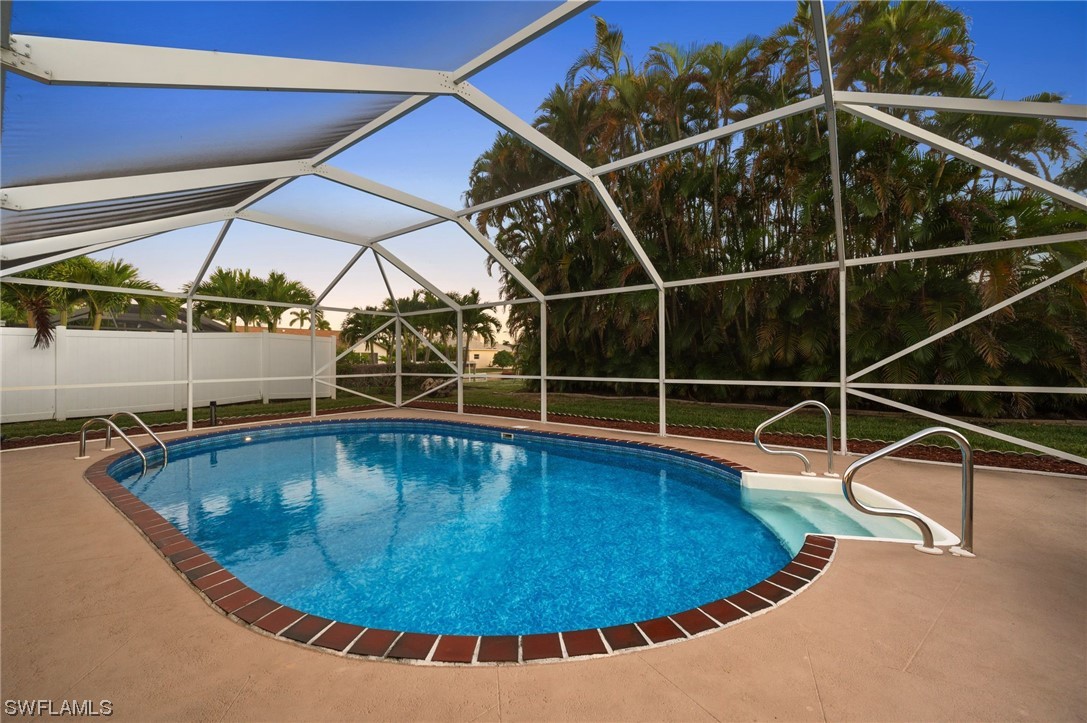 932 SW 52nd Street