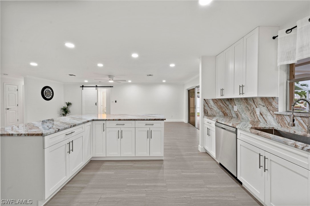 932 SW 52nd Street