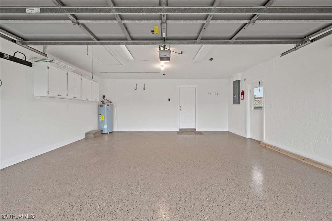 932 SW 52nd Street
