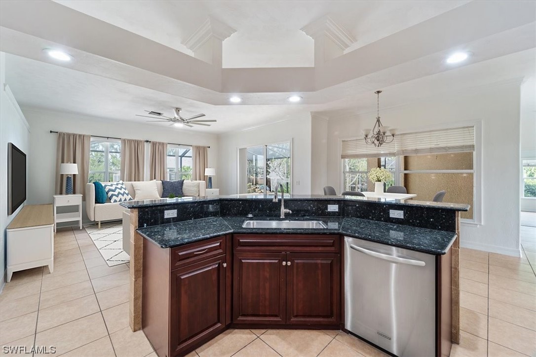 2117 SW 47th Terrace
