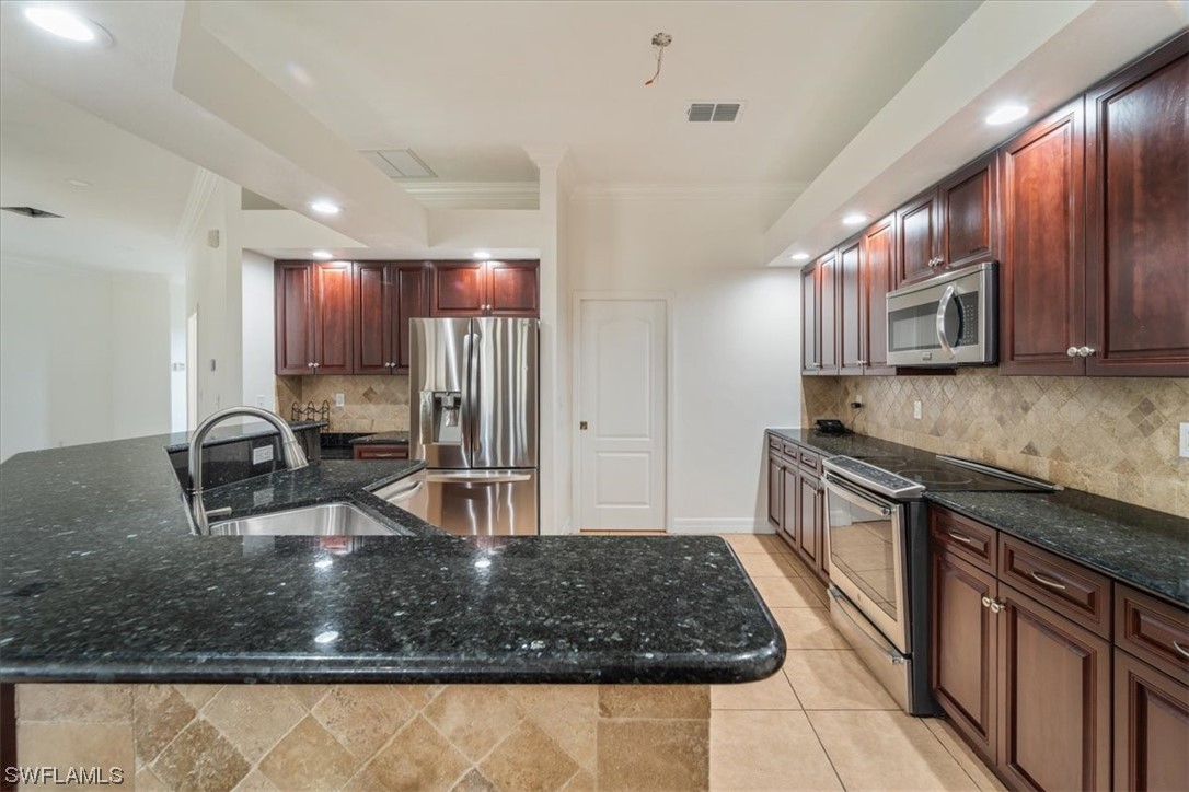 2117 SW 47th Terrace