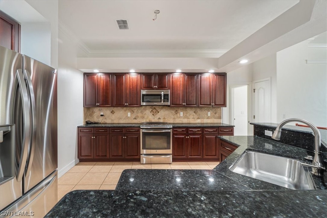 2117 SW 47th Terrace