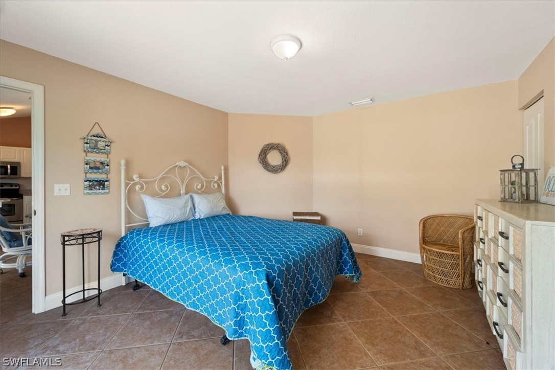 1125 SW 44th TER
