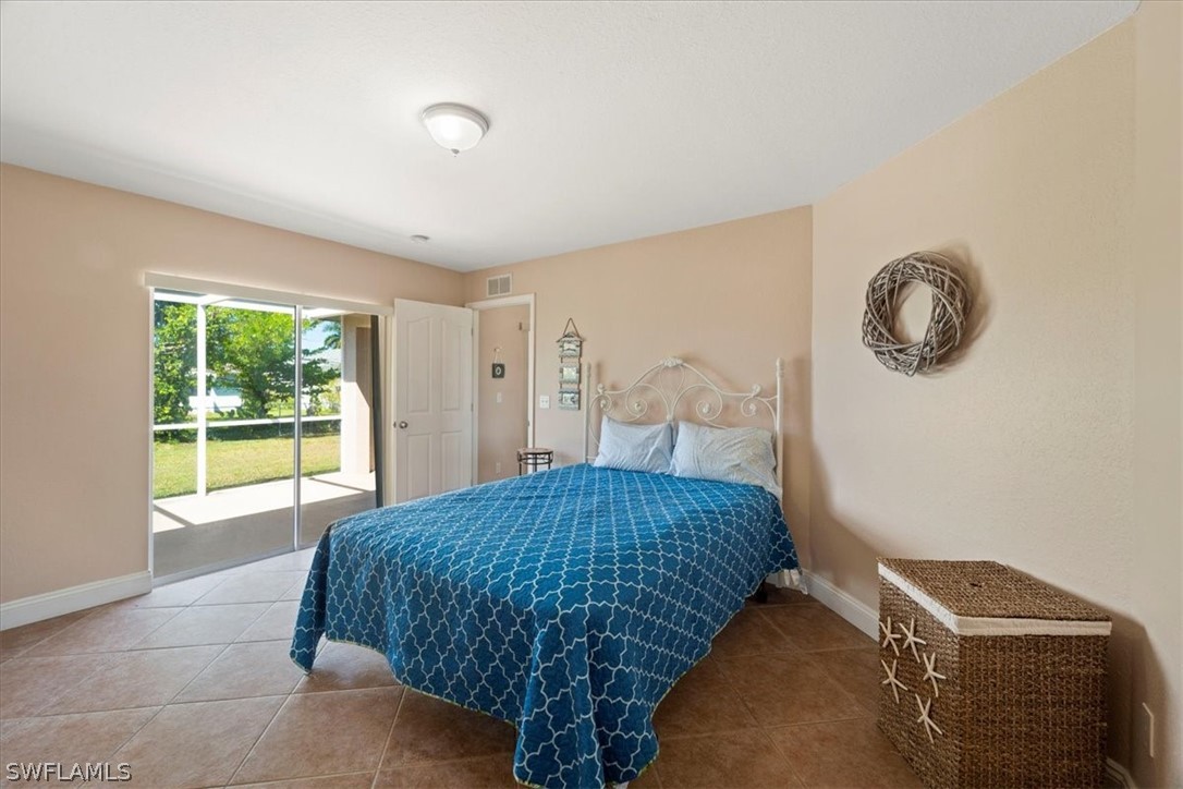 1125 SW 44th TER