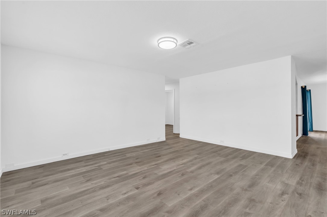 1136 SW 44th TER