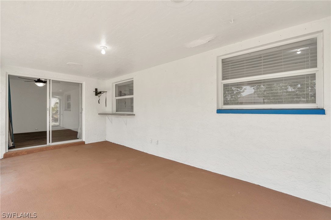 1136 SW 44th TER