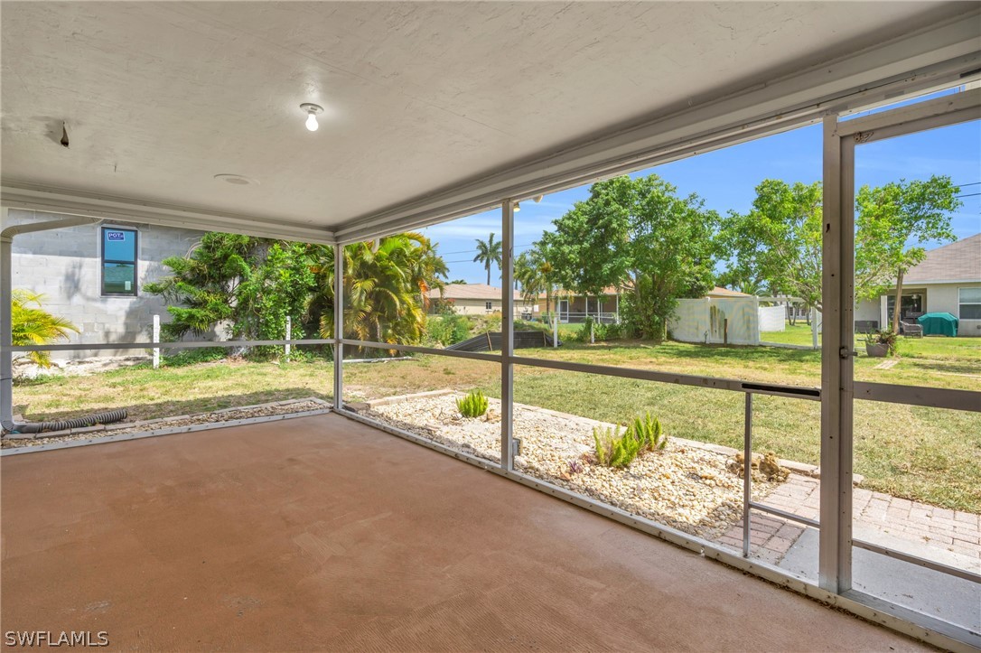 1136 SW 44th TER