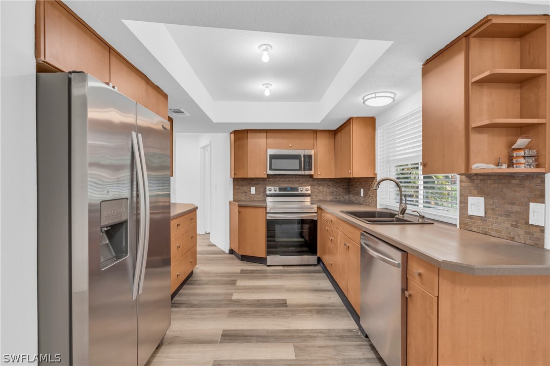 1136 SW 44th TER