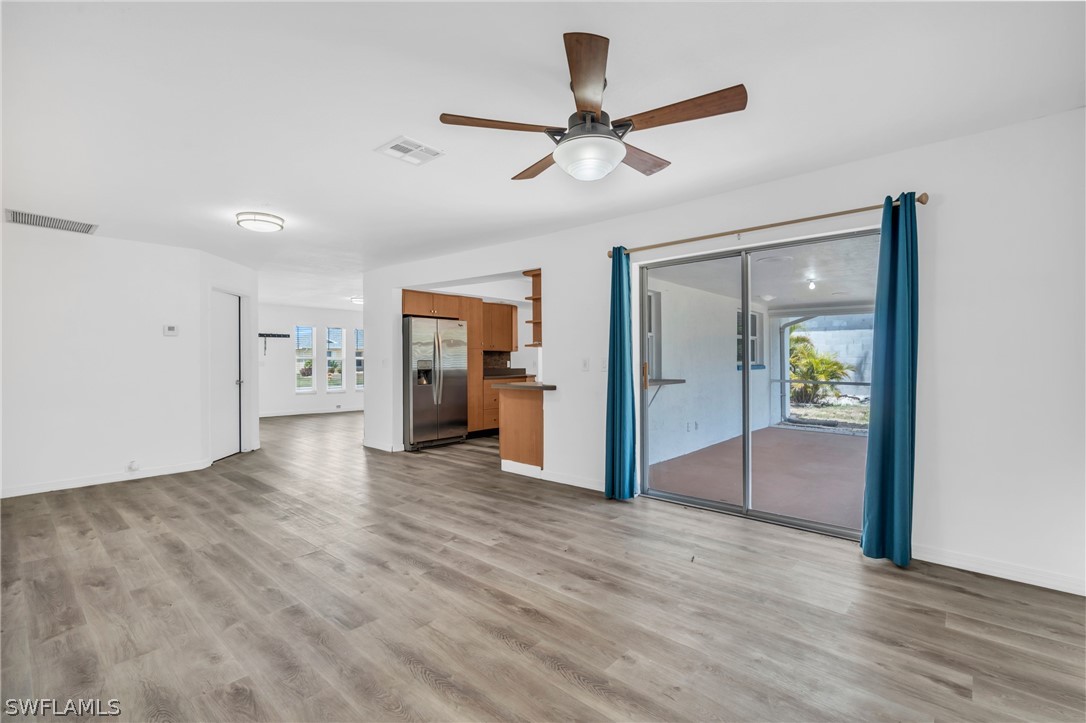 1136 SW 44th TER