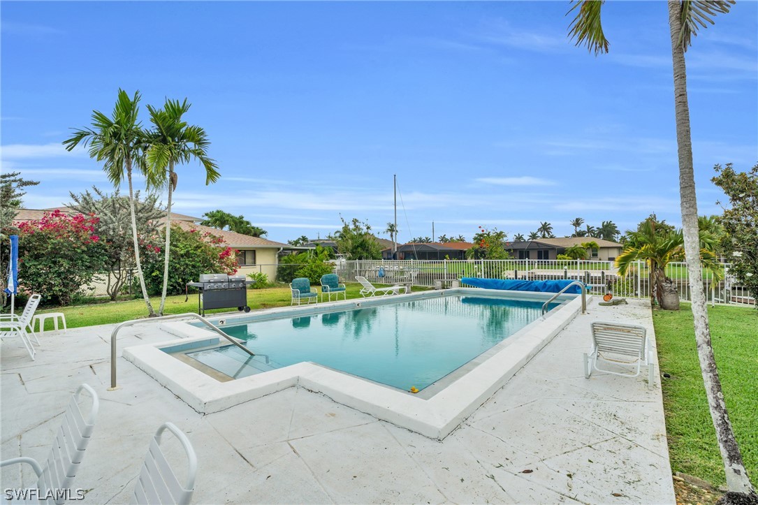 4802 Tudor DR 104