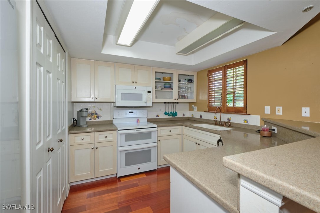 2315 SW 17th TER