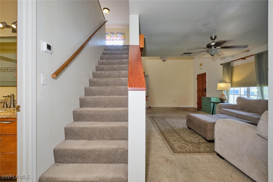 2315 SW 17th TER