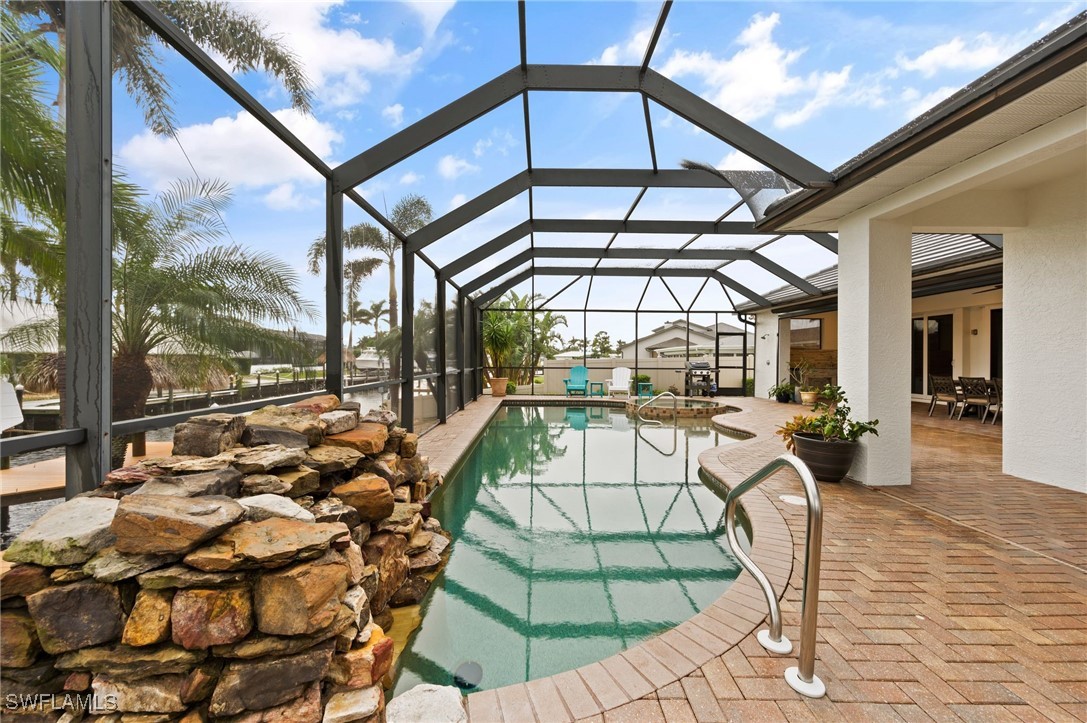 4937 Seville CT