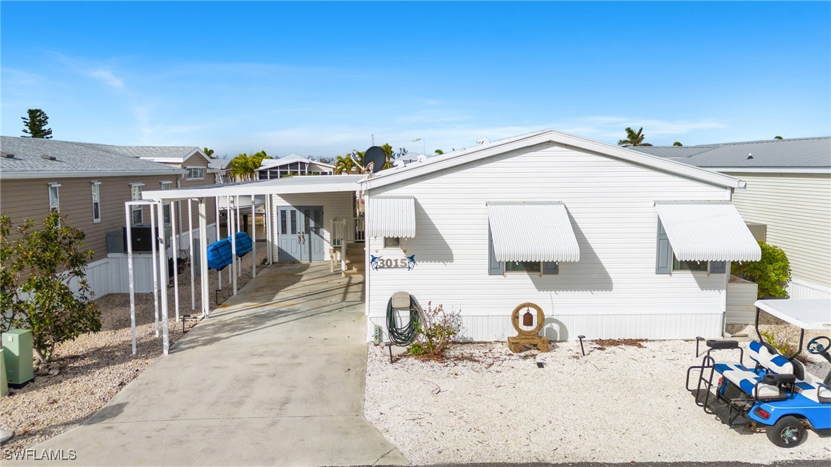3015 Skipper LN