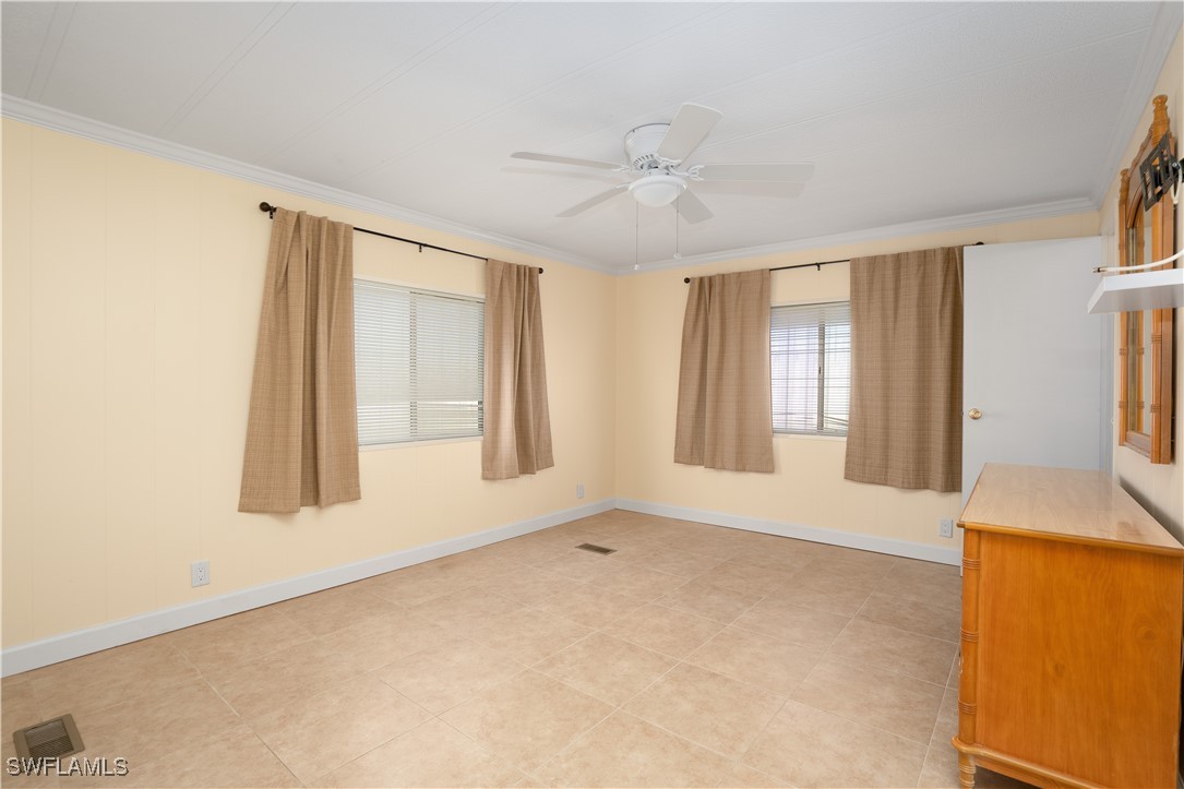 4 Lake Diane DR