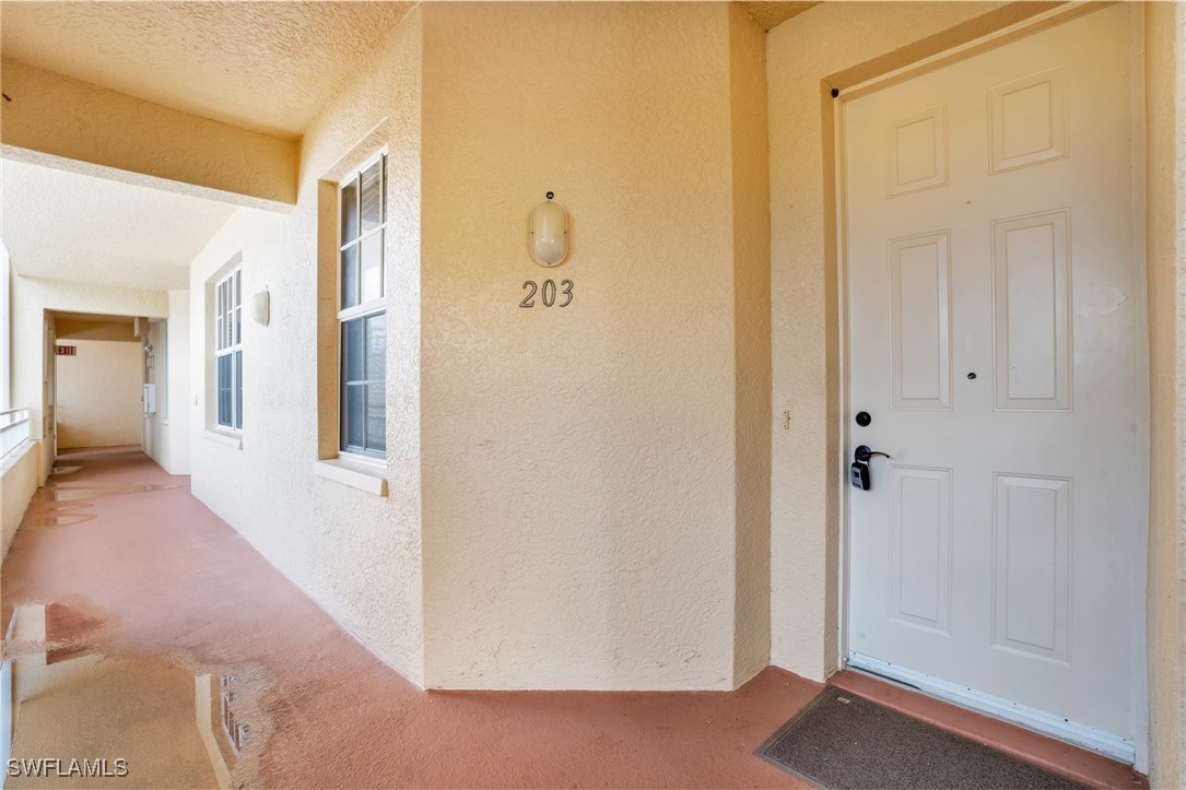 1121 Van Loon Commons CIR 203