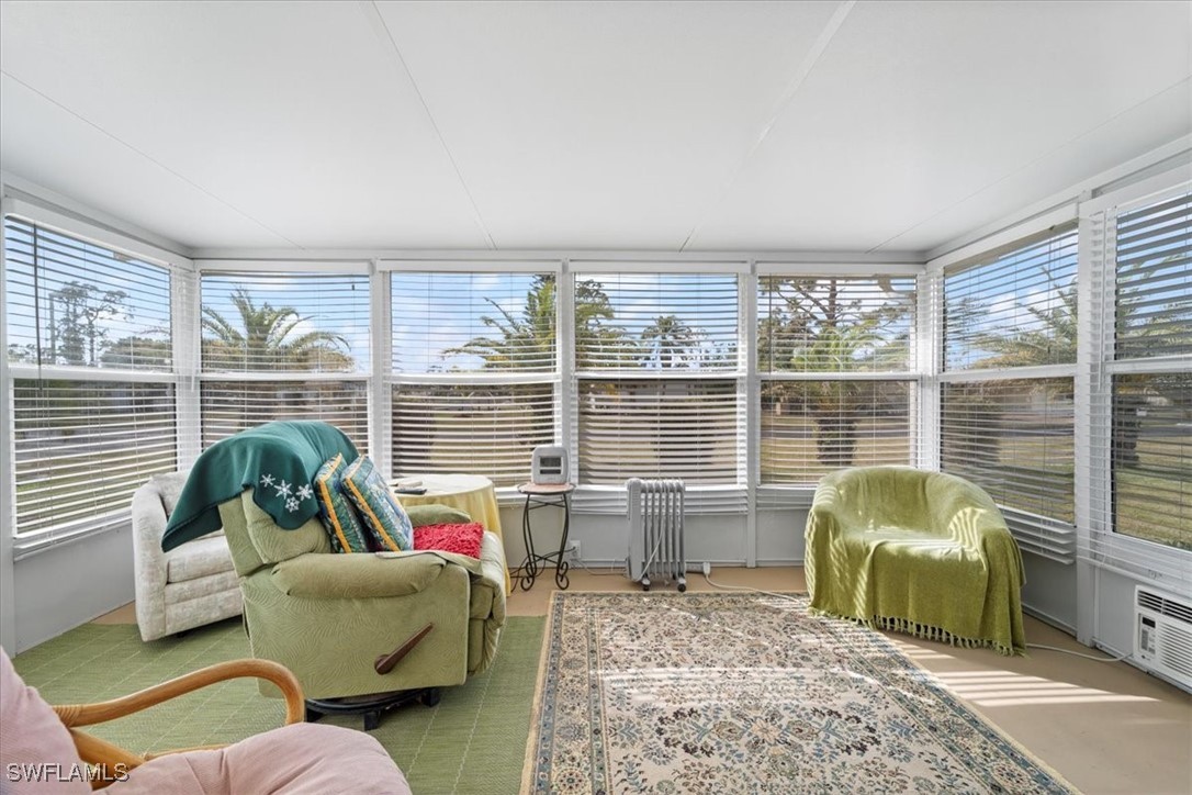 19371 Pony LN