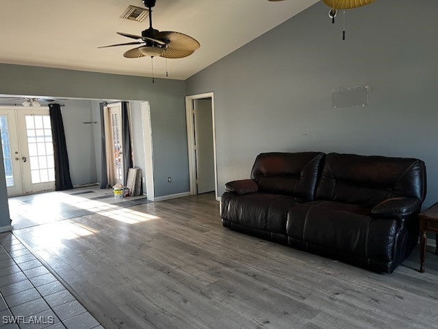 628 SW 9th AVE