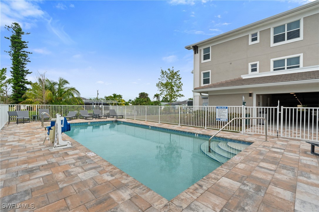 5126 Coronado PKWY