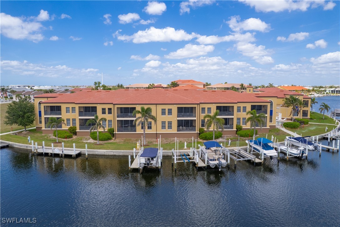 3334 Purple Martin DR 214