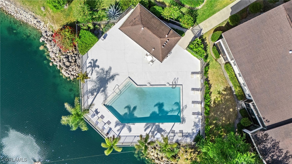5323 Treetops DR T203