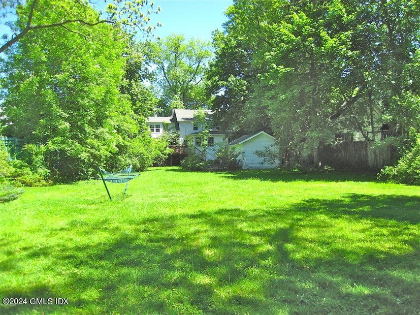 22 Tomac Avenue