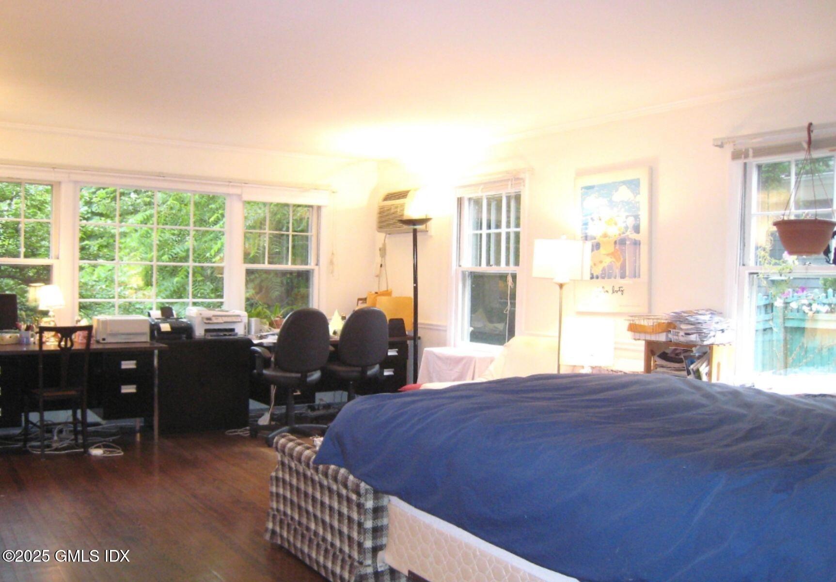 22 Tomac Avenue