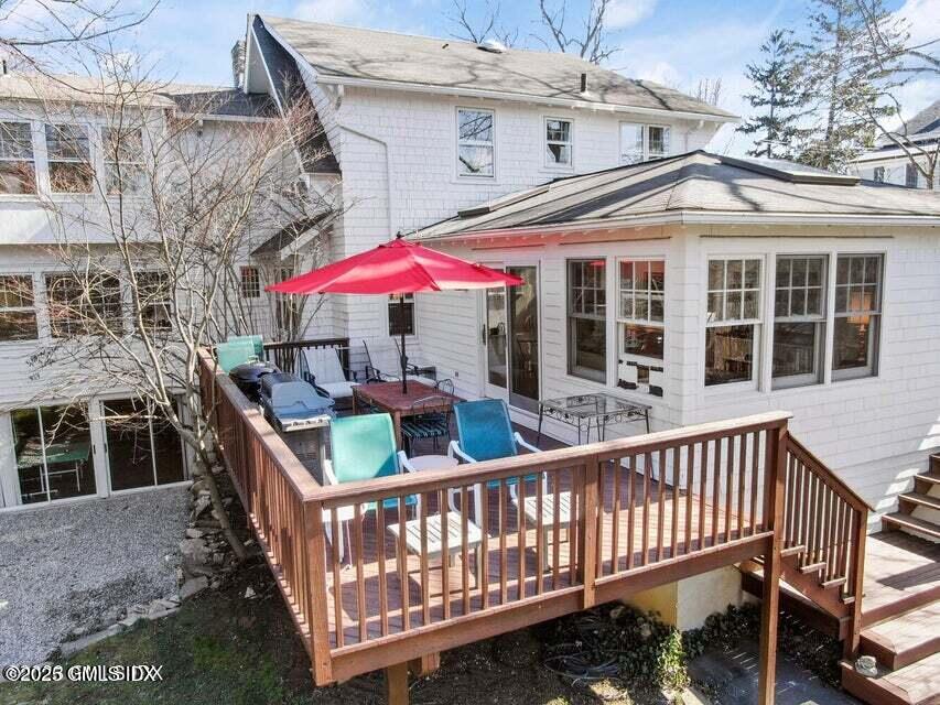 22 Tomac Avenue