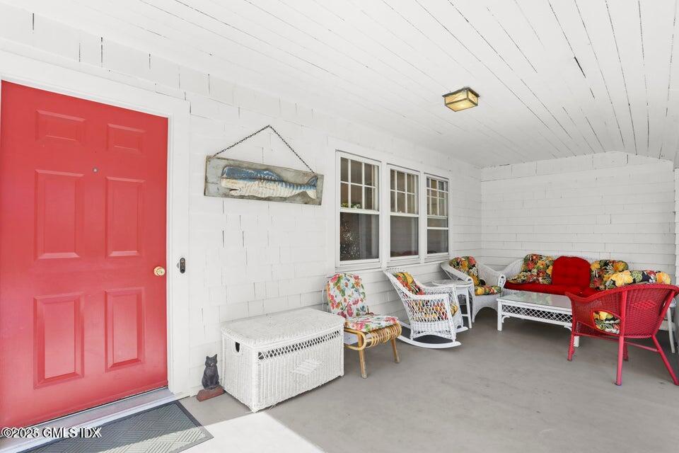 22 Tomac Avenue