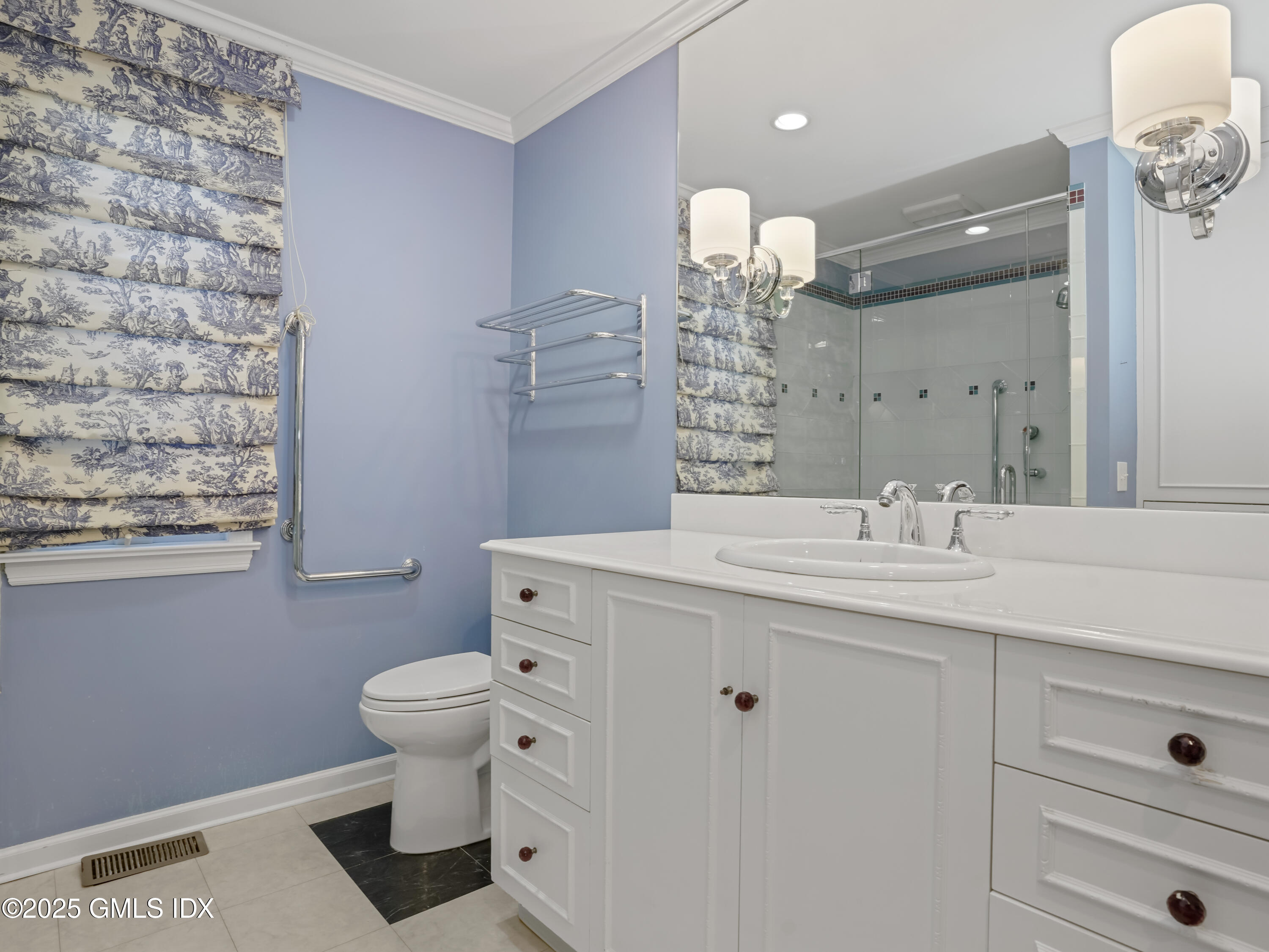 505 W Lyon Farm Drive 505